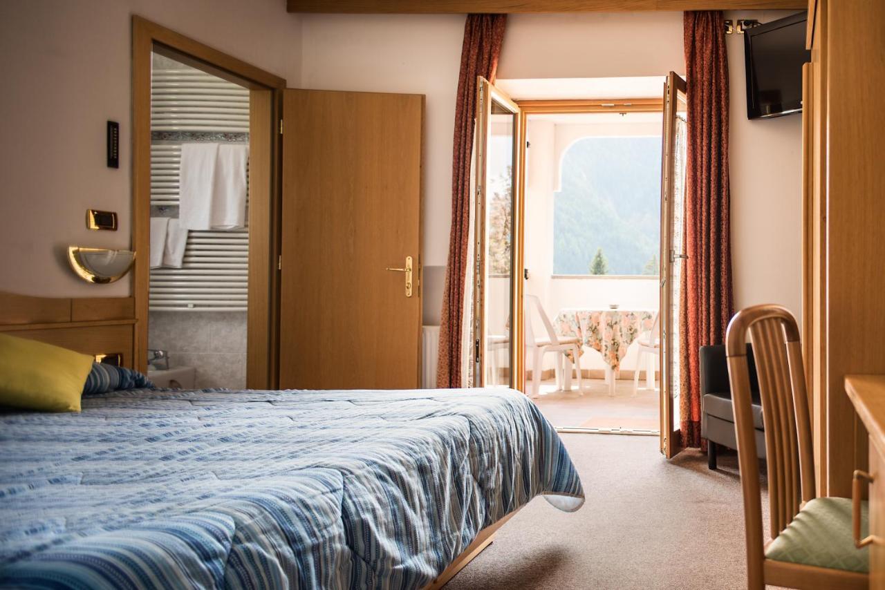 Hotel Sonne Sole Vigo di Fassa Ngoại thất bức ảnh