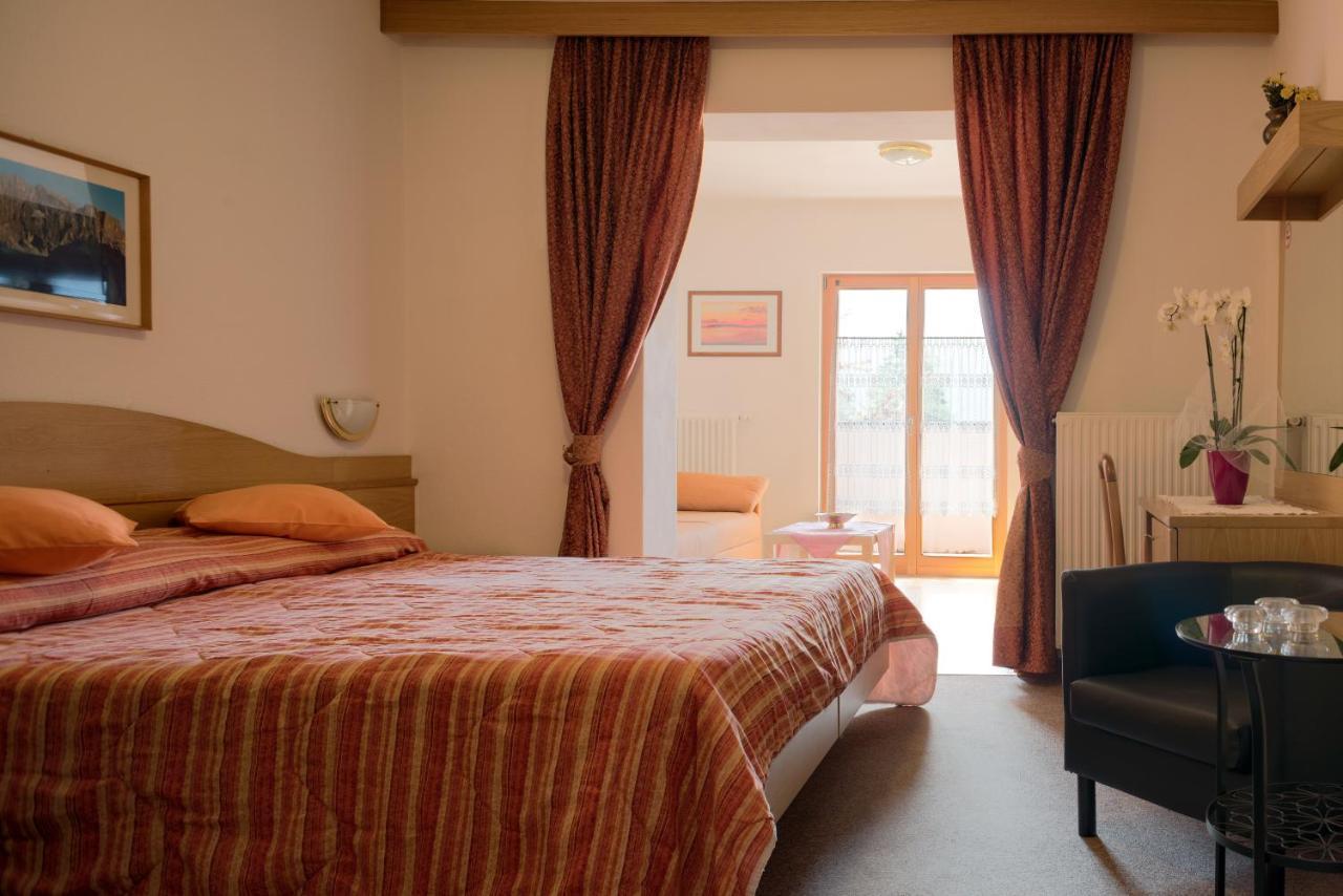 Hotel Sonne Sole Vigo di Fassa Ngoại thất bức ảnh